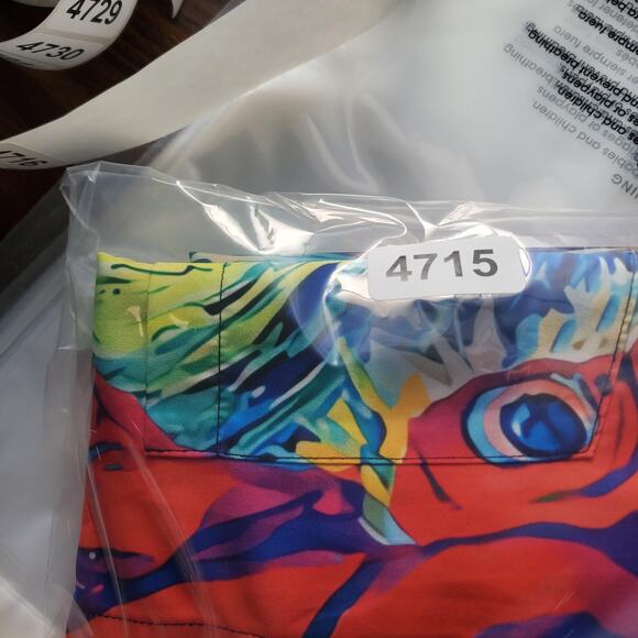 Hardaddy Shirt Mens Medium Starry Night Rooster Chicken Graphic Button Front - Picture 8 of 8